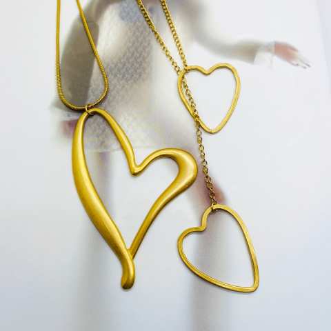 Double heart up-and-down necklace