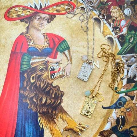 Collana Tarocchi La Forza Gold | Arcano XI - SabrinaBi