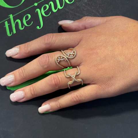 Light Knot Ring