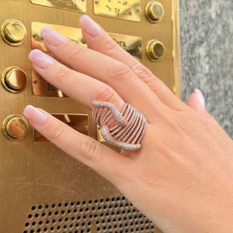 Seraphine Sculpture Ring