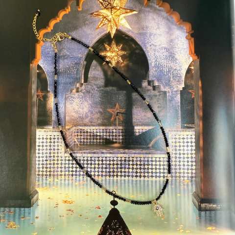 Collana con Spinello Nero e Mano di Fatima