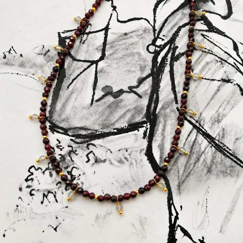Collana in Granato e Labradorite | SabrinaBi