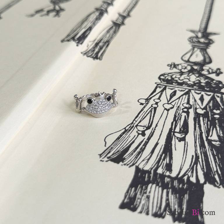 Smile Frog ring