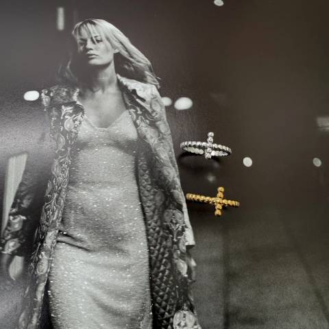 Anello Beaded Cross