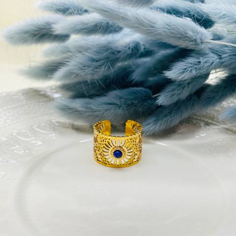 Van Cleef and Arpels Anello con diamante baguette e fascia di eternità in platino in vendita su Van Cleef and Arpels Anello con diamante baguette e fascia di eternità in platino in vendita su