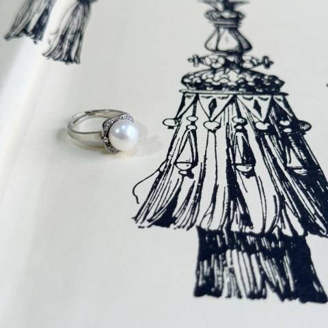 Enchanted Pearl Ring