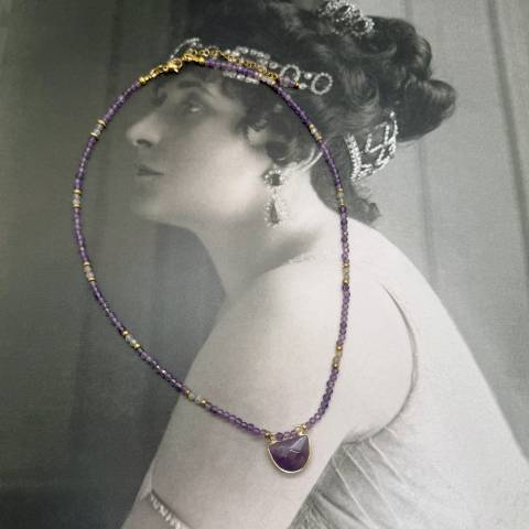 Drop of Night – Amethyst and Gold Accent Necklace
