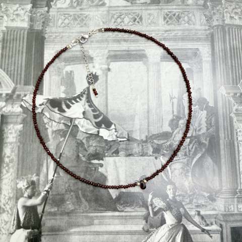 Collana Cuore di Borgogna