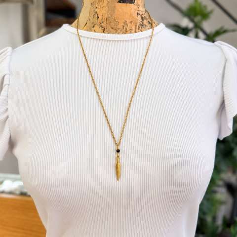 Collana Lunga con Piuma Dorata e Occhio di Tigre | SabrinaBi